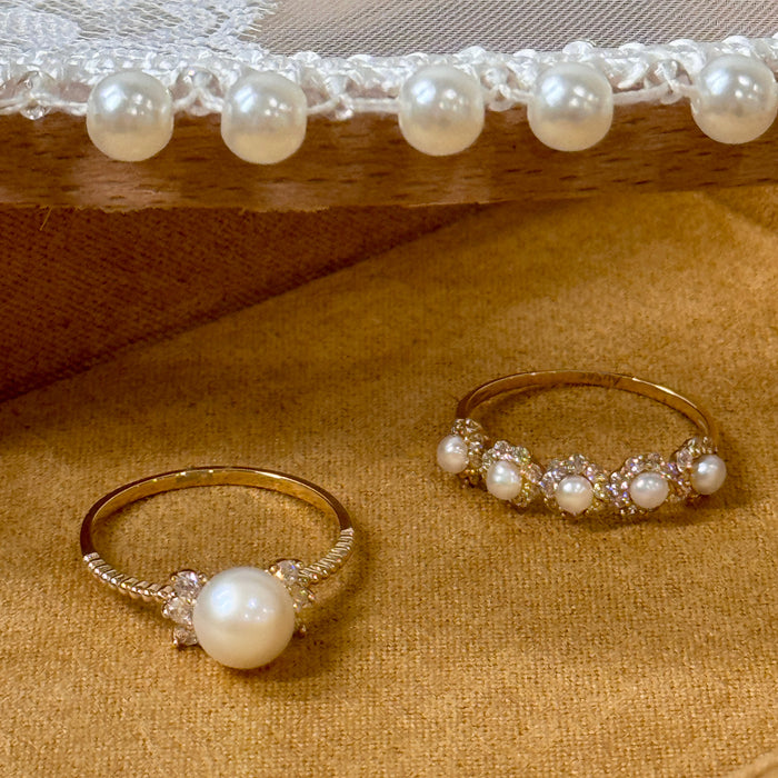 14K Yellow Gold Elegant Aurora Freshwater Pearl Ring